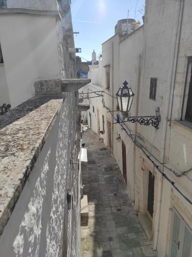 Вилла Nel Vico Antico Остуни Экстерьер фото